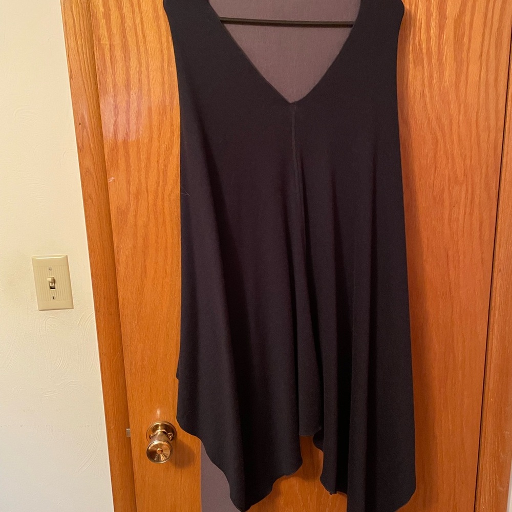 Black/Taupe Sleeveless Cape-like Women's Top